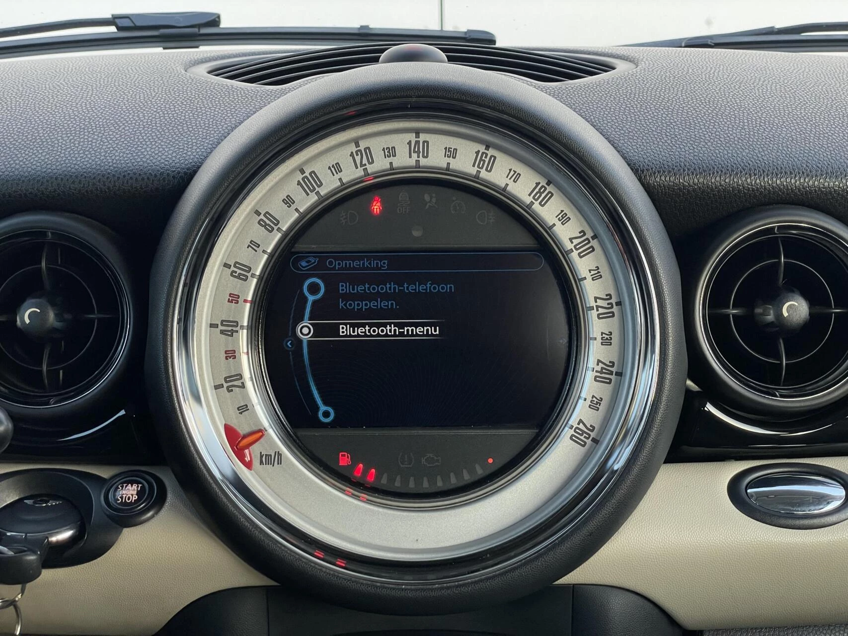 Hoofdafbeelding MINI One