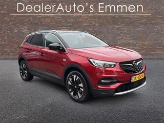 Hoofdafbeelding Opel Grandland X Opel Grandland X 1.2 130PK ECC LEDER NAVIGATIE LMV CRUISE