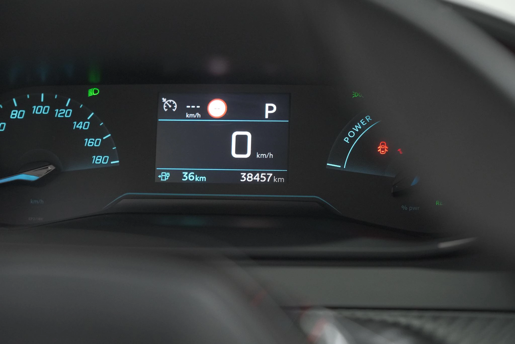 Hoofdafbeelding Peugeot e-208