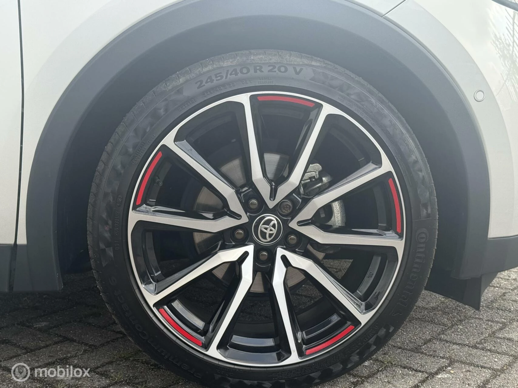 Hoofdafbeelding Toyota C-HR