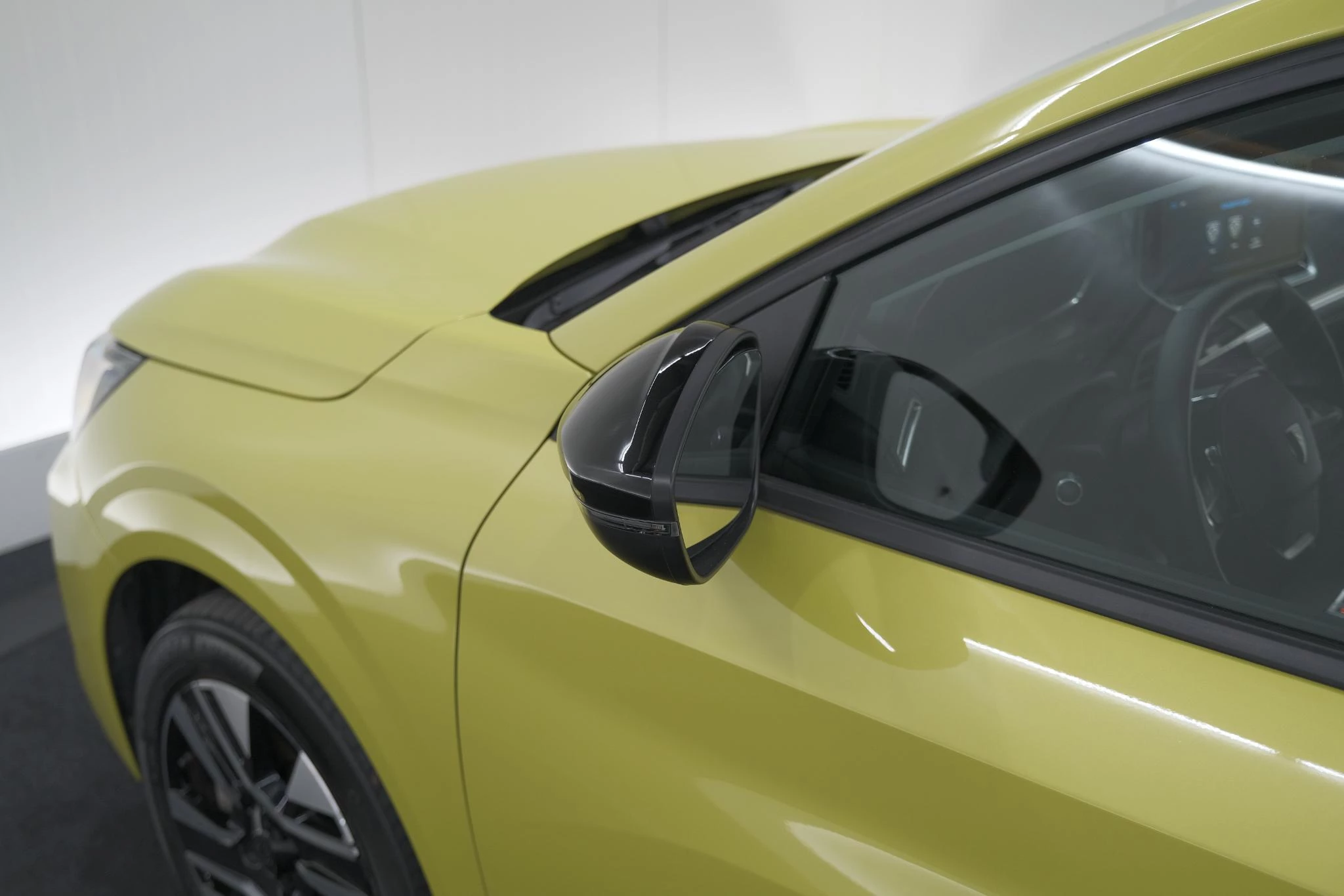 Hoofdafbeelding Peugeot e-208