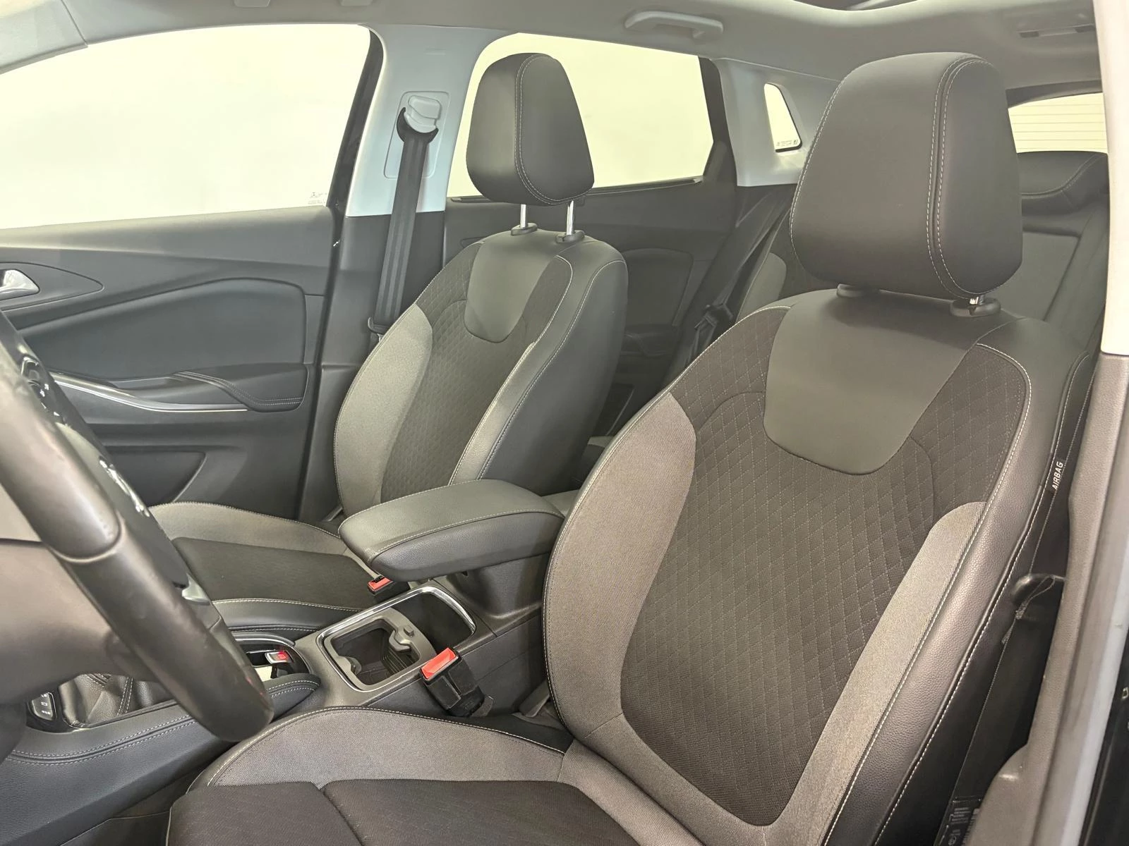 Hoofdafbeelding Opel Grandland X