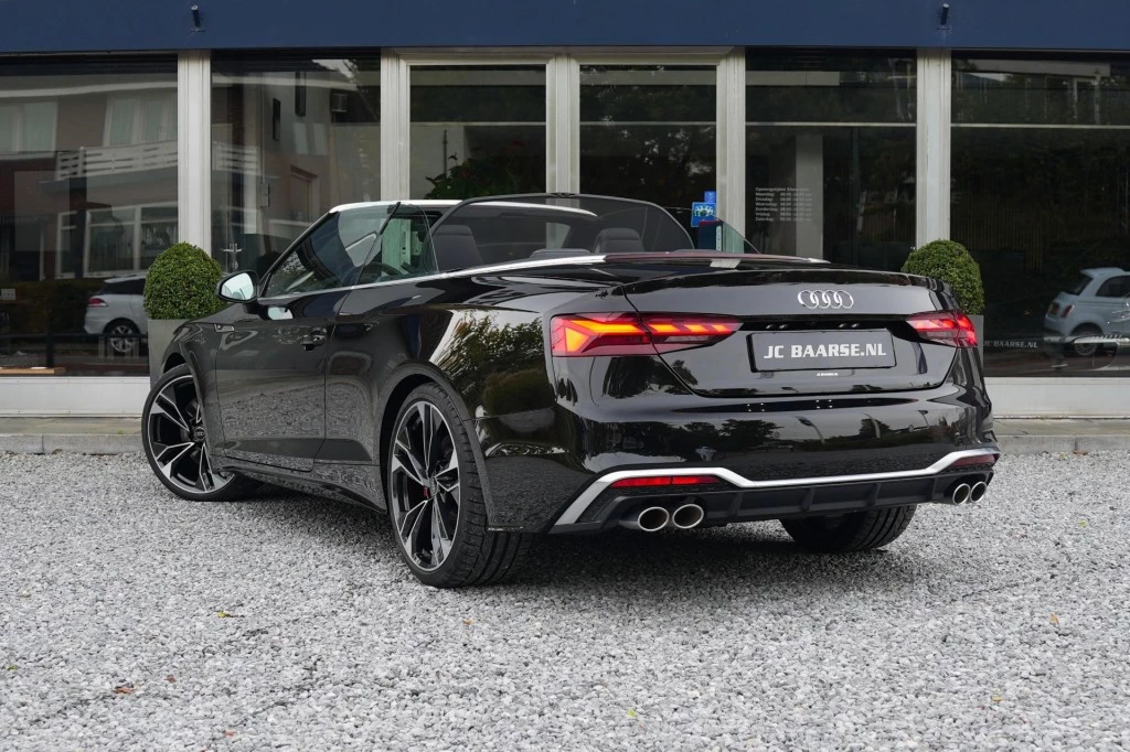 Hoofdafbeelding Audi S5