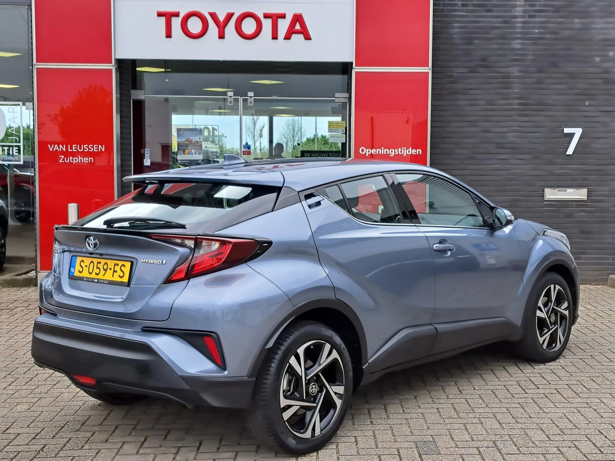 Hoofdafbeelding Toyota C-HR