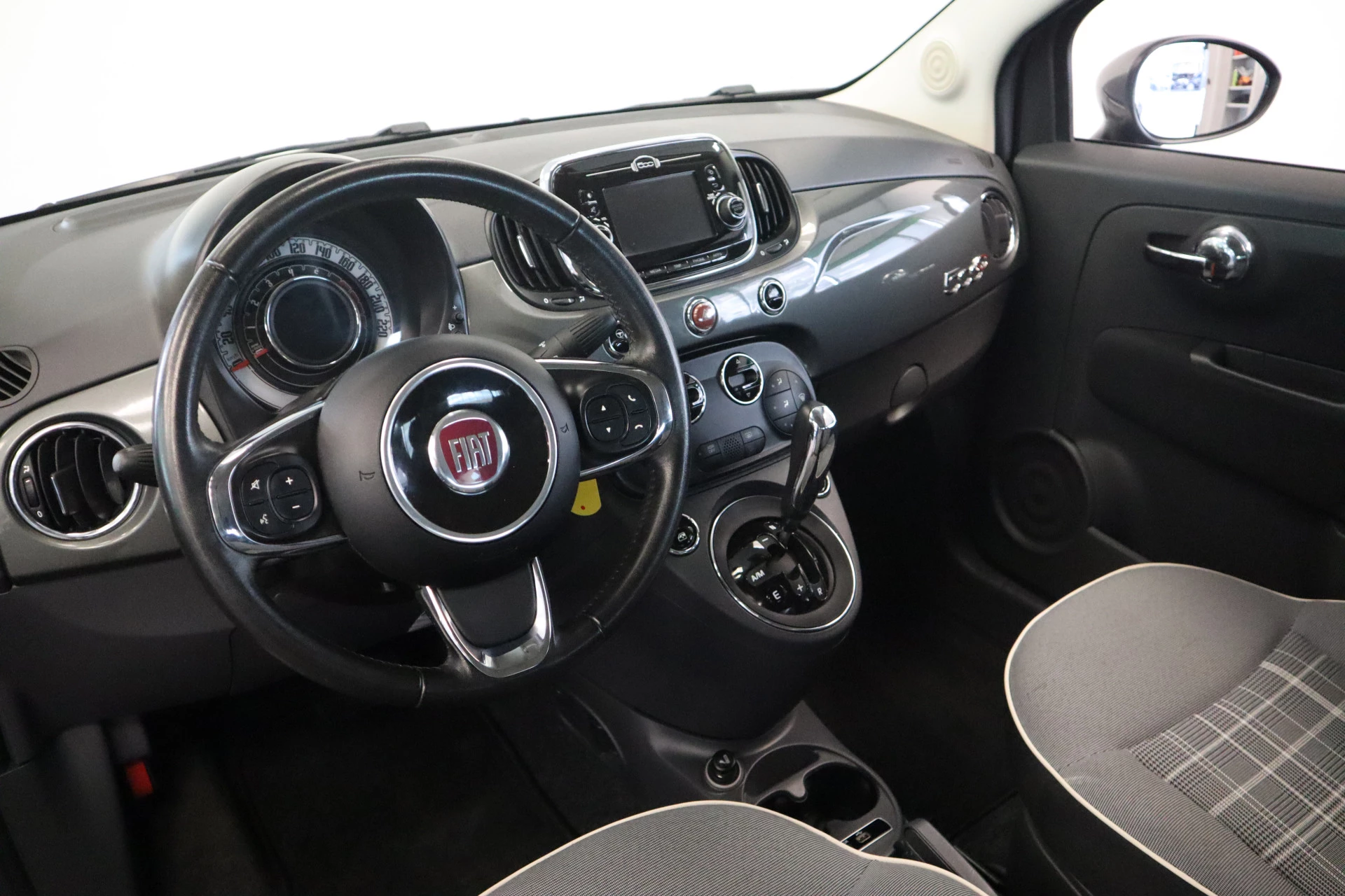 Hoofdafbeelding Fiat 500C