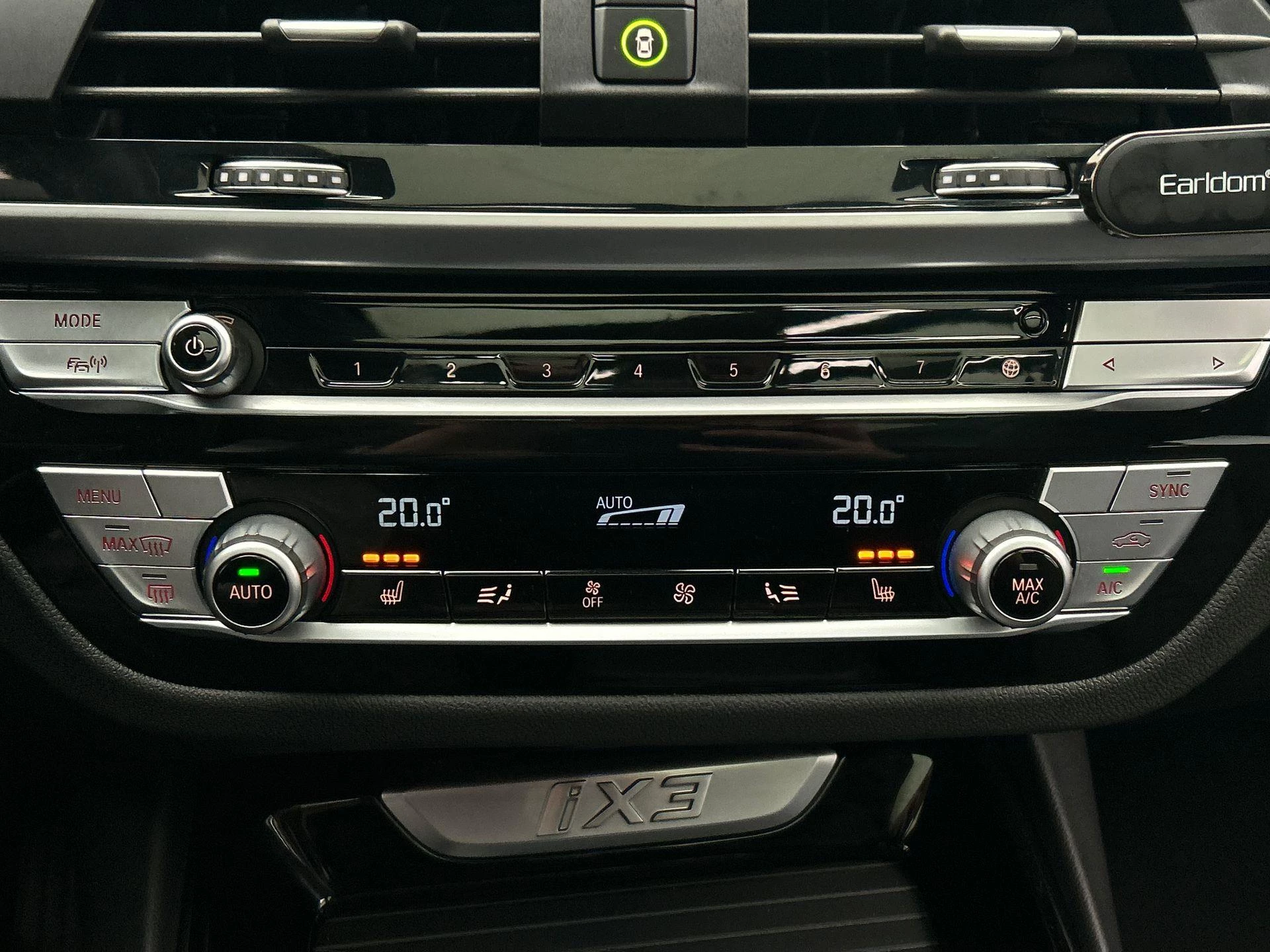 Hoofdafbeelding BMW iX3