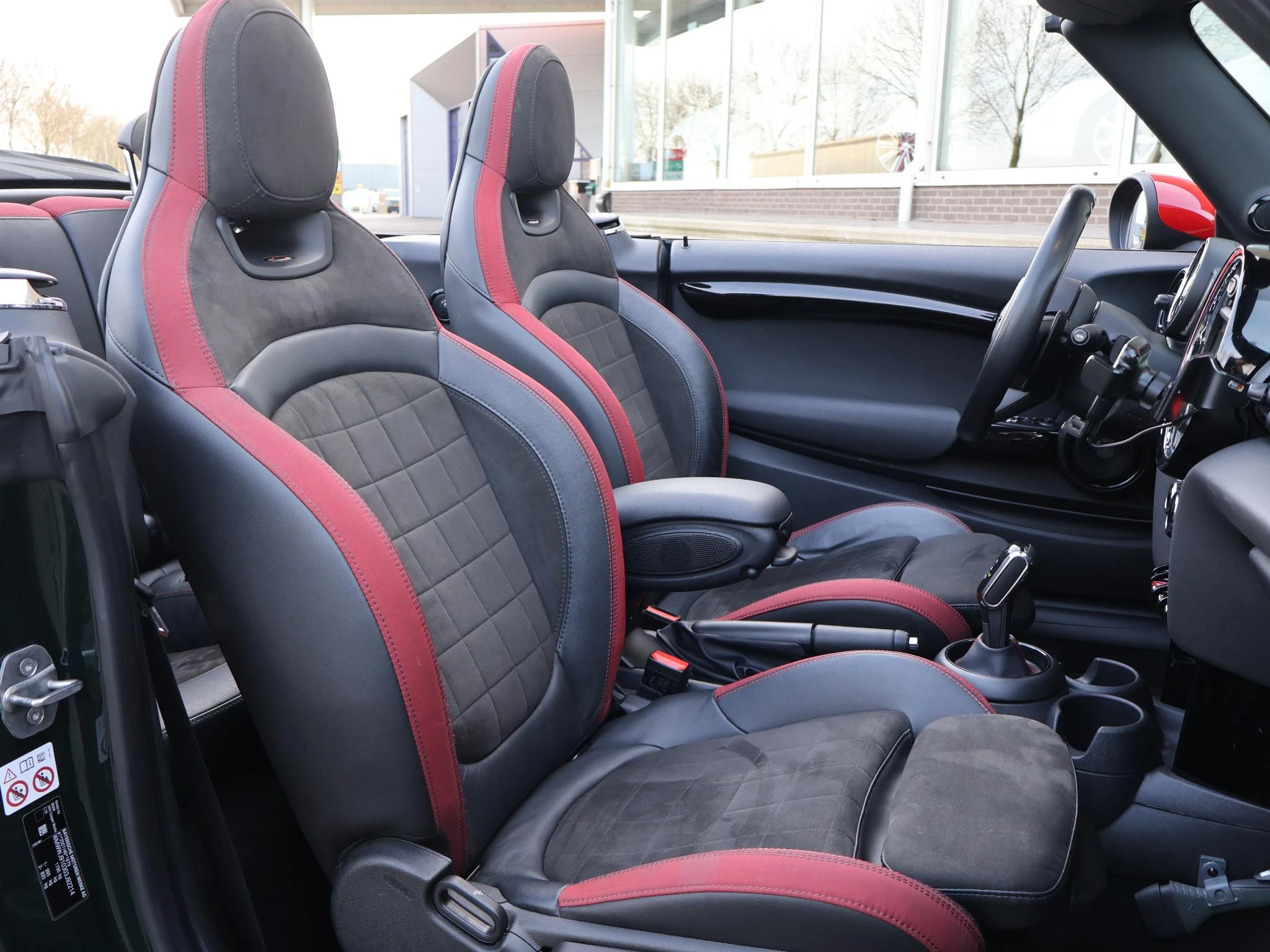 Hoofdafbeelding MINI Cooper Cabrio