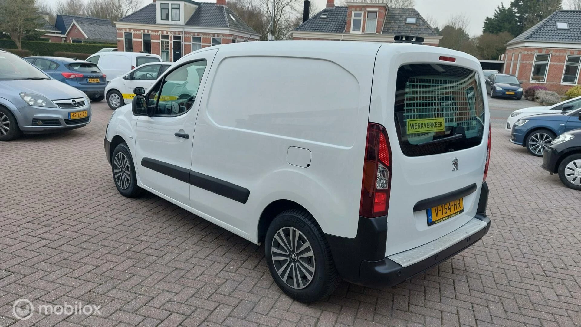 Hoofdafbeelding Peugeot Partner