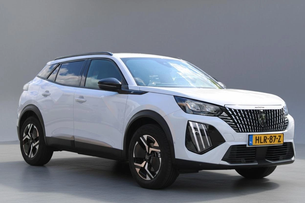 Hoofdafbeelding Peugeot e-2008