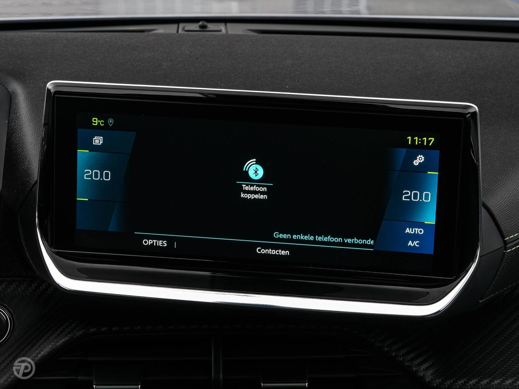 Hoofdafbeelding Peugeot e-2008