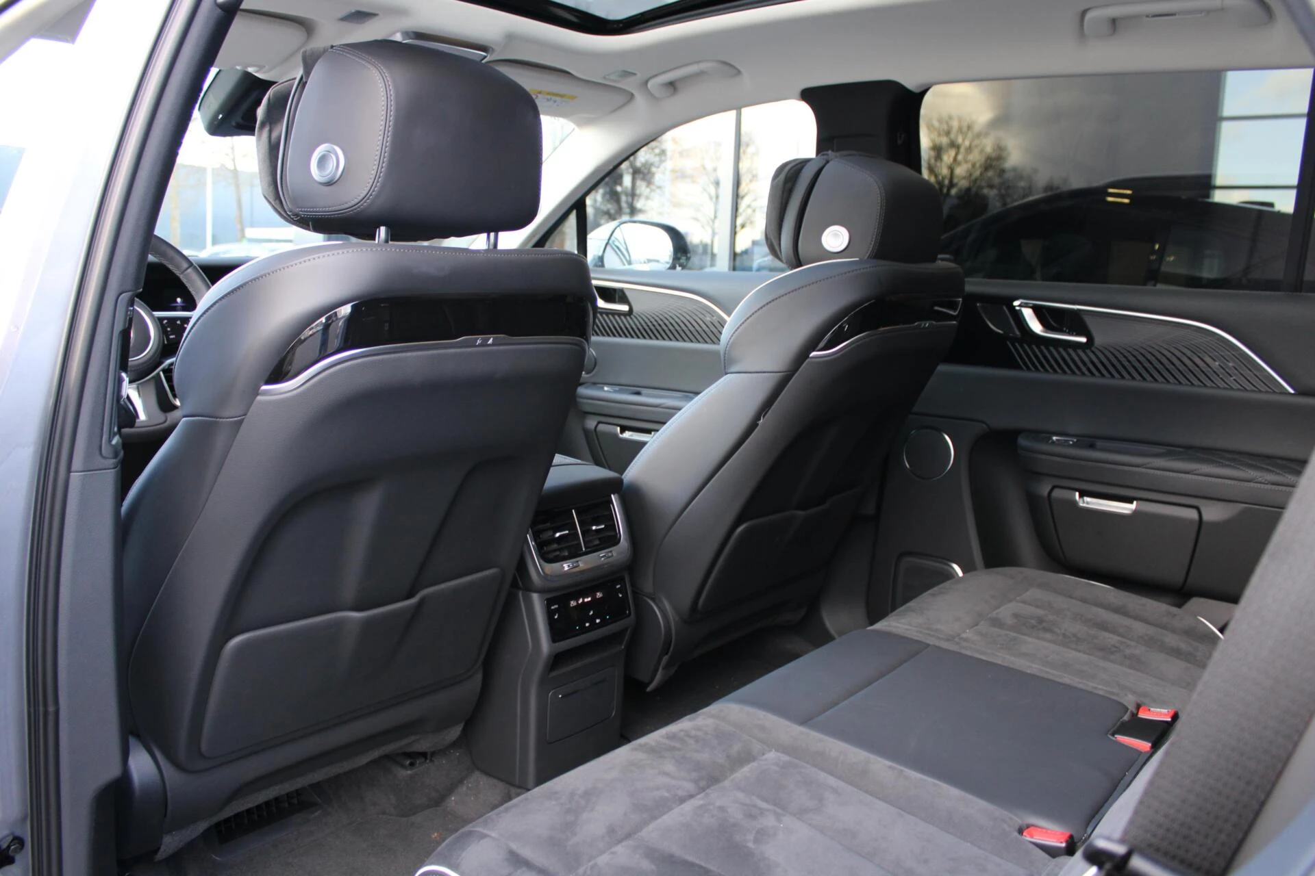 Hoofdafbeelding Hongqi E-HS9