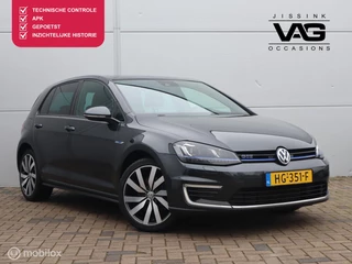 Volkswagen Golf 1.4 TSI GTE Pano LED Camera Stoelverwarming incl. BTW!