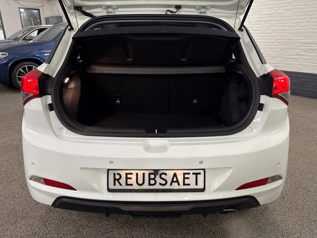 Hoofdafbeelding Hyundai i20