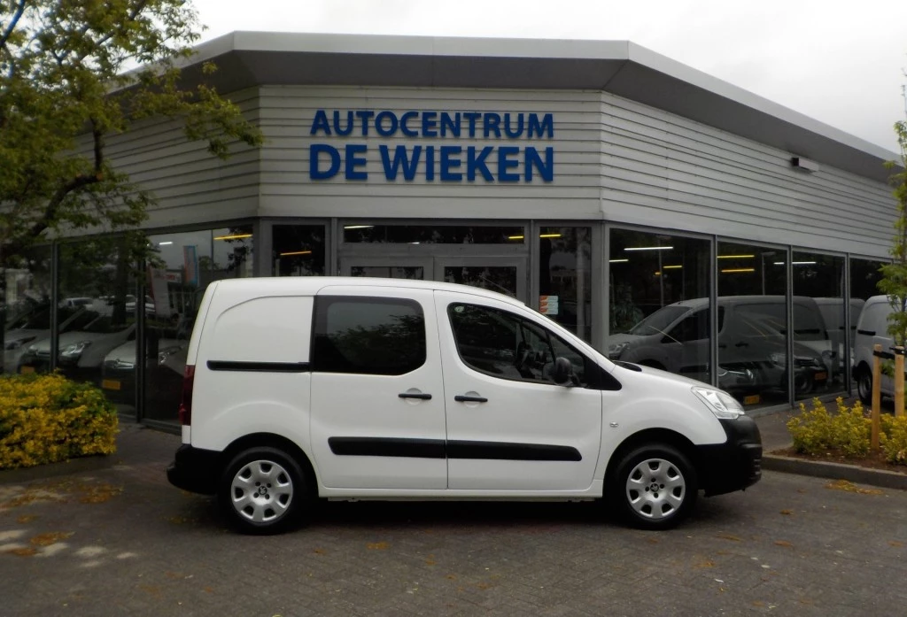 Hoofdafbeelding Peugeot Partner