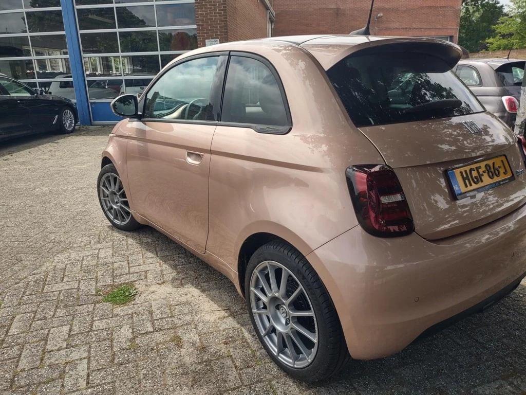 Hoofdafbeelding Fiat 500e