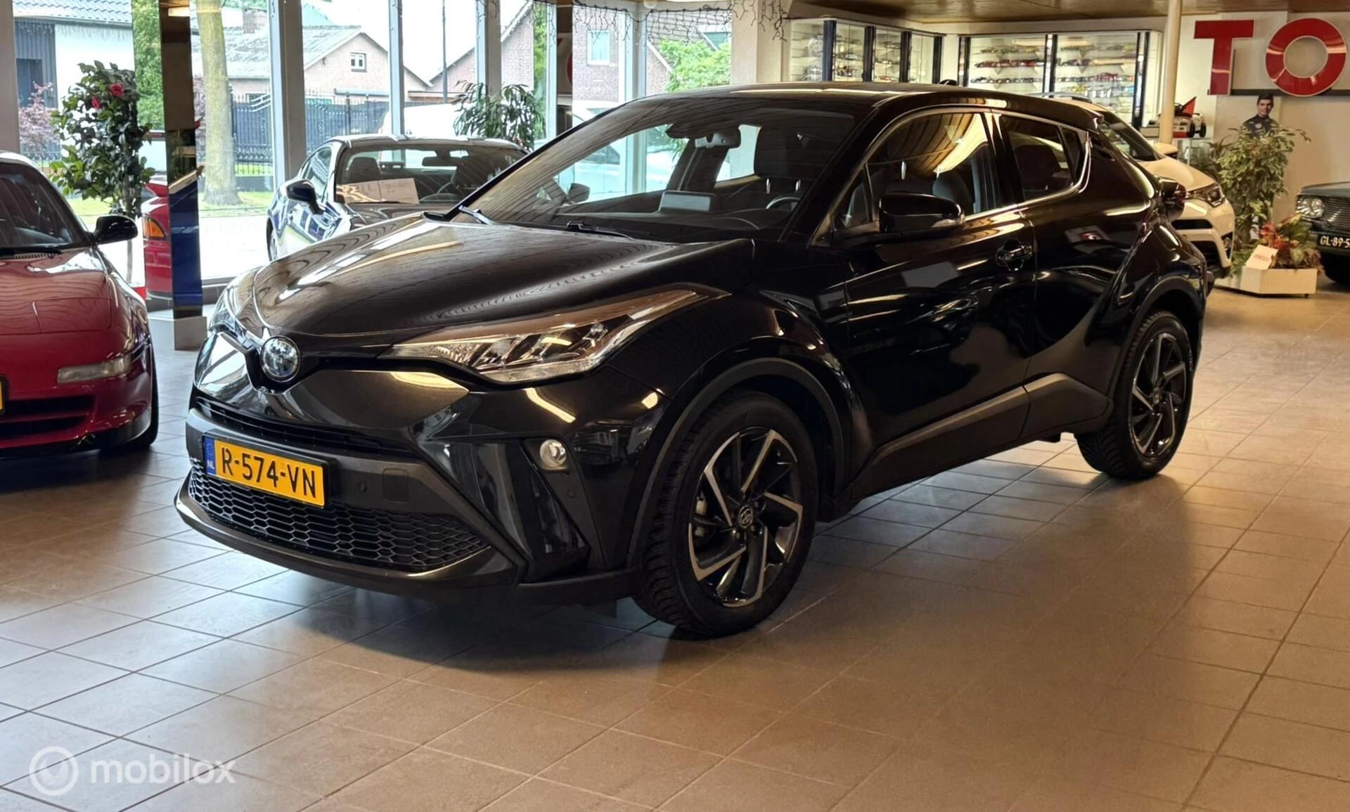 Hoofdafbeelding Toyota C-HR
