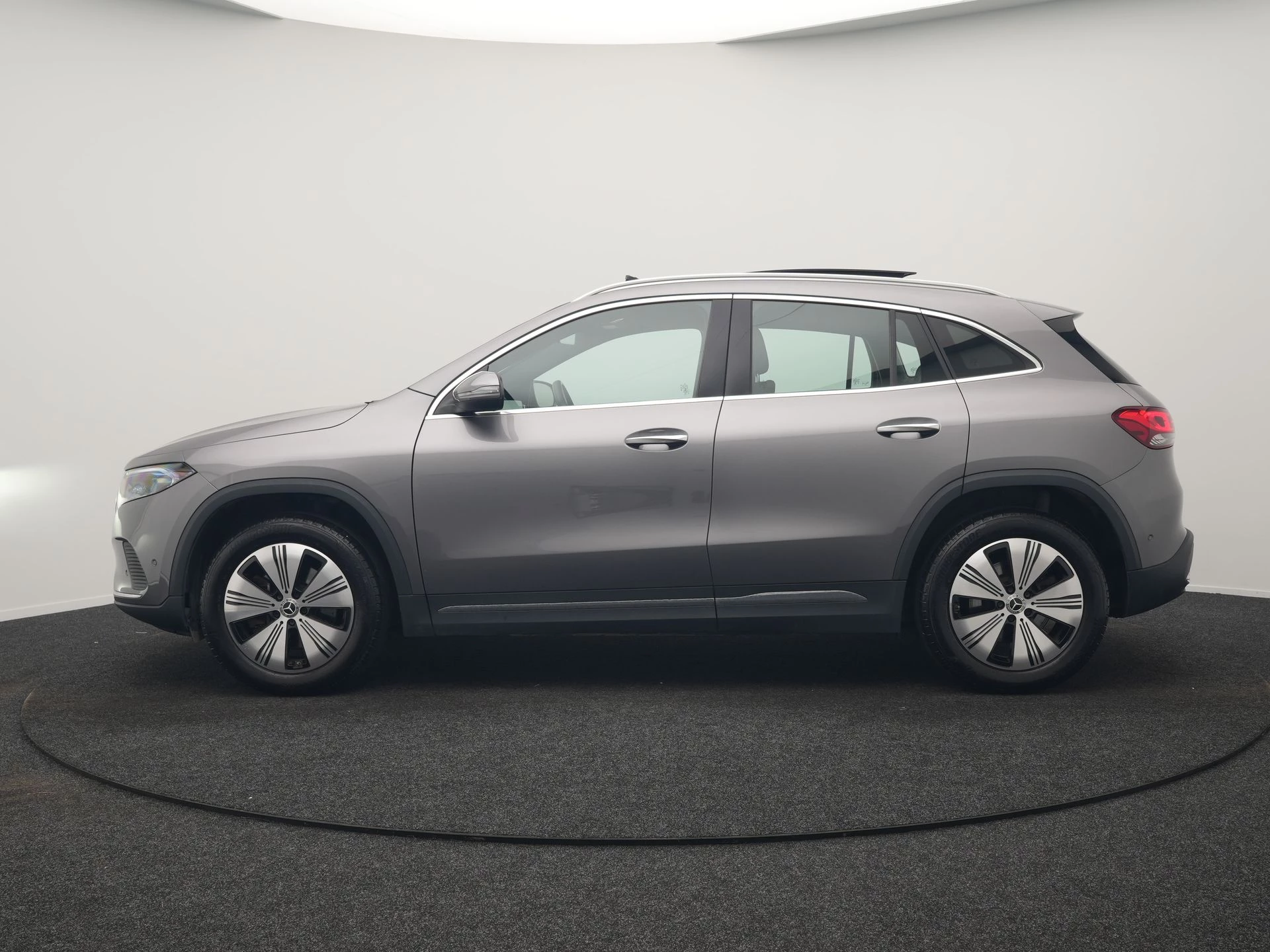 Hoofdafbeelding Mercedes-Benz EQA