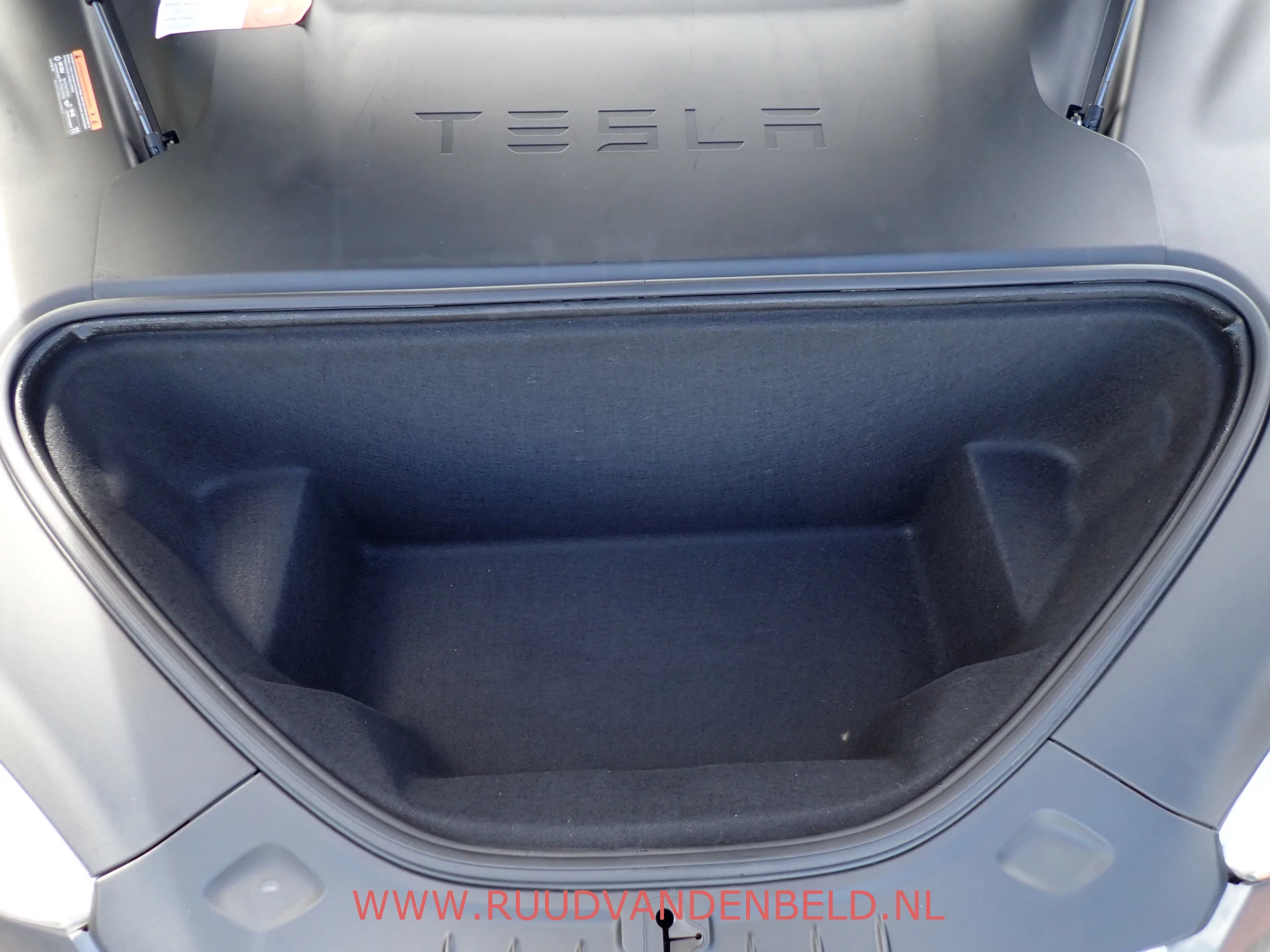 Hoofdafbeelding Tesla Model S