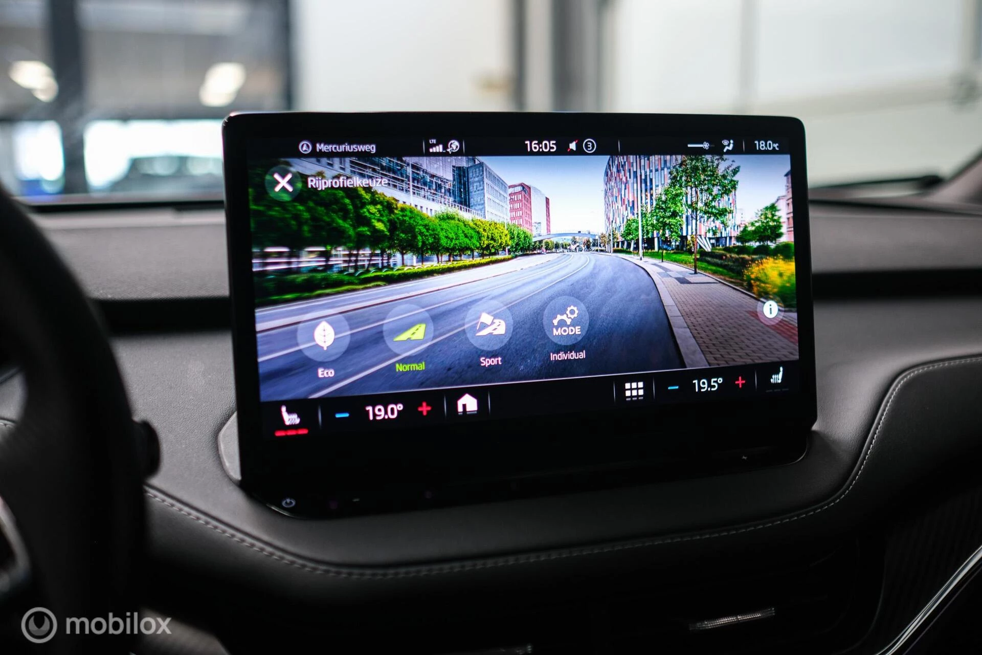 Hoofdafbeelding Škoda Enyaq iV