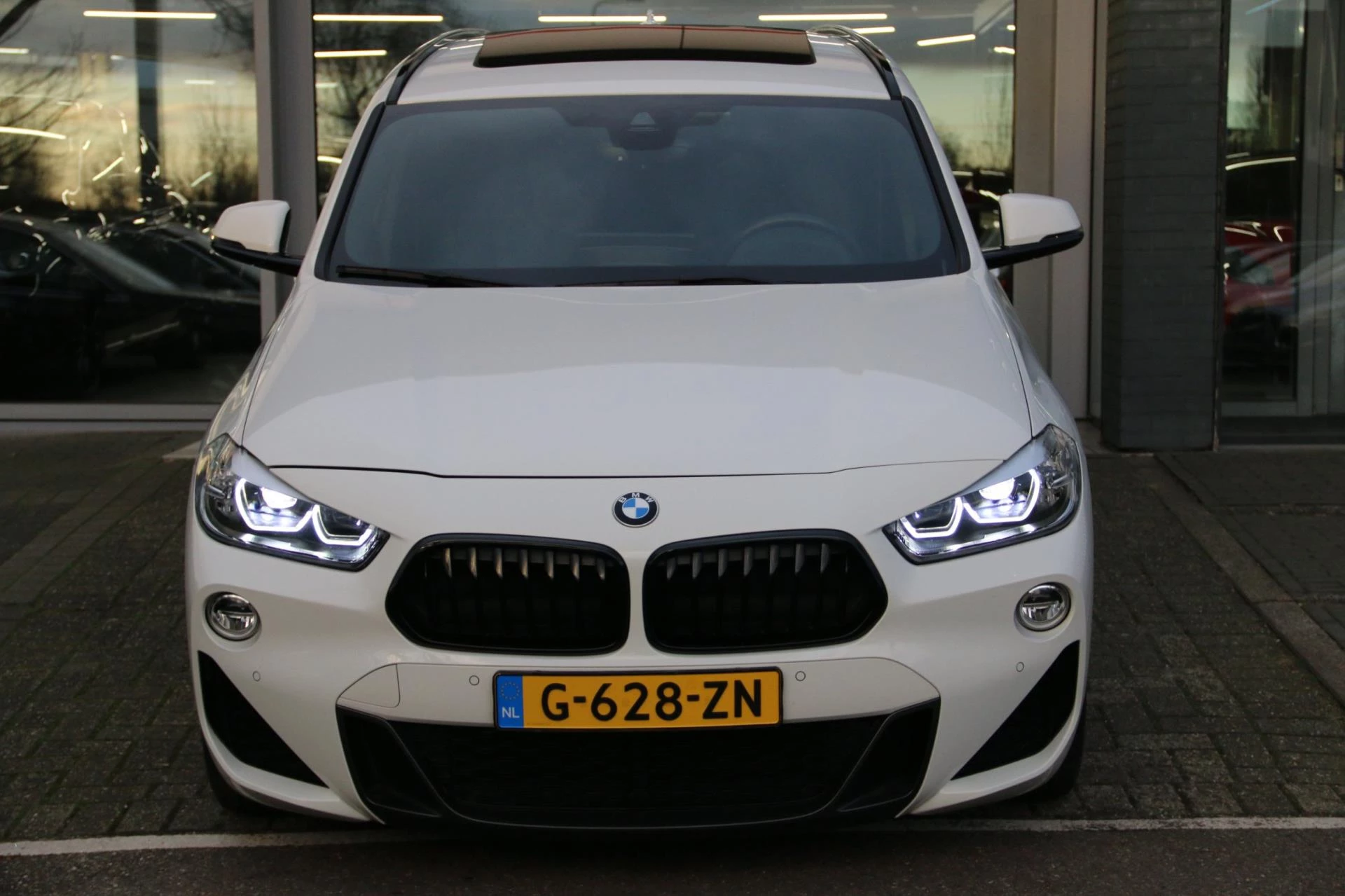 Hoofdafbeelding BMW X2