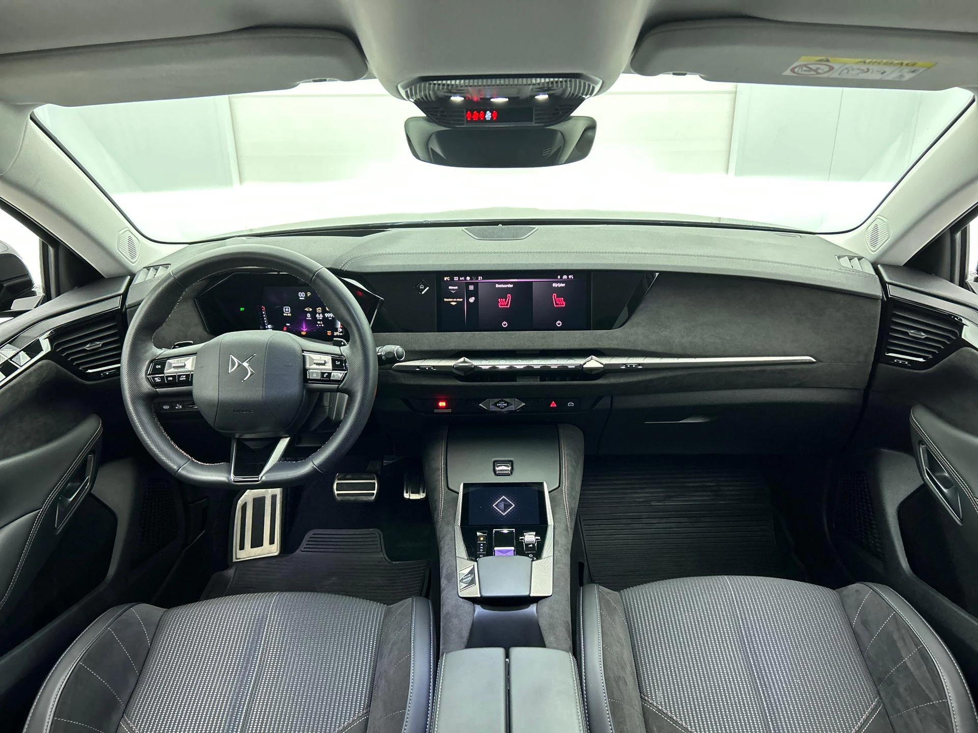 Hoofdafbeelding DS DS 4