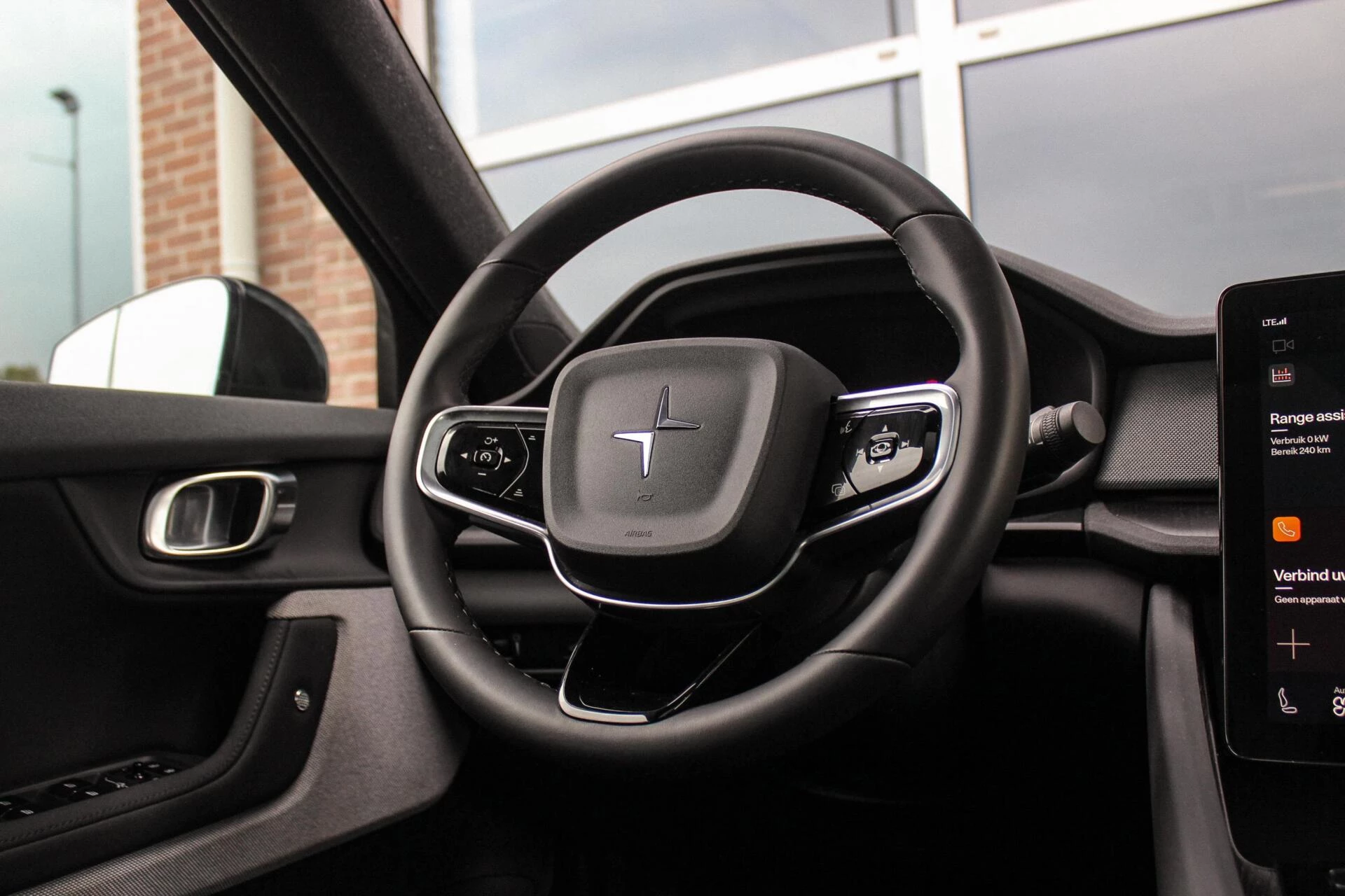 Hoofdafbeelding Polestar 2