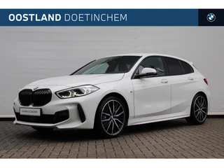 BMW 1 Serie 118i M Sport Automaat / BMW M 50 Jahre uitvoering / Sportstoelen / LED / M Sportonderstel / Live Cockpit Professional / Cruise Control