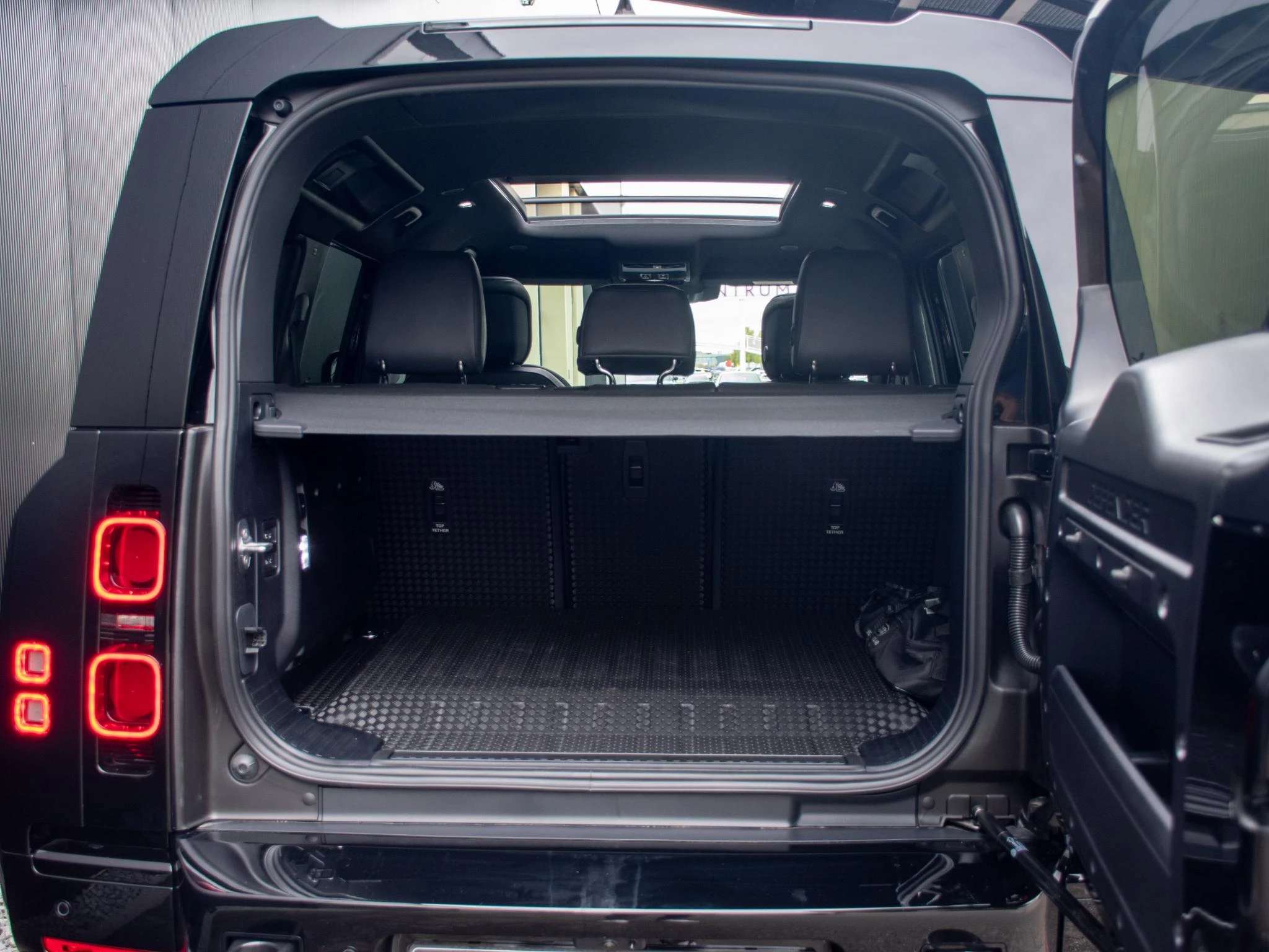 Hoofdafbeelding Land Rover Defender
