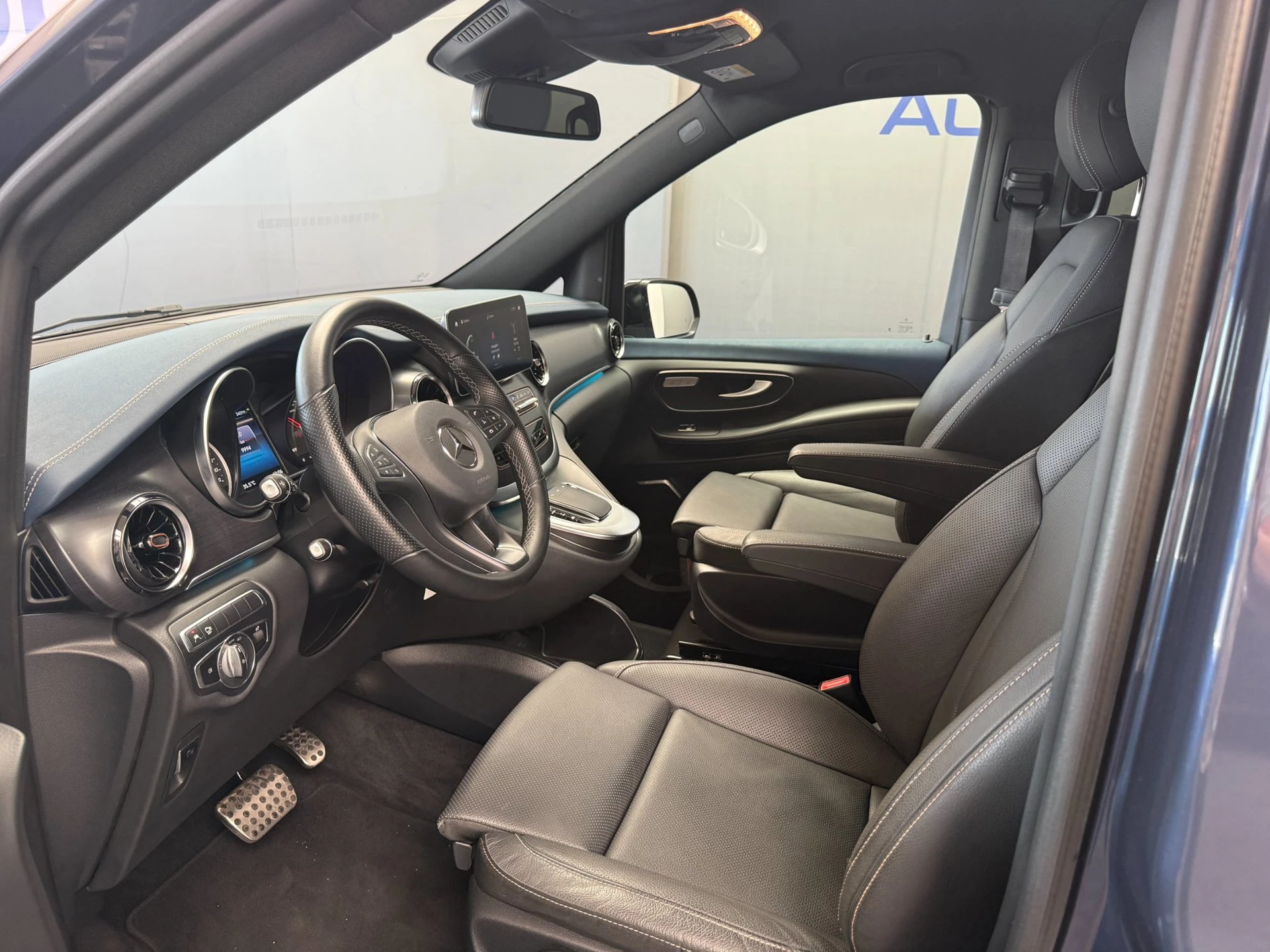 Hoofdafbeelding Mercedes-Benz EQV