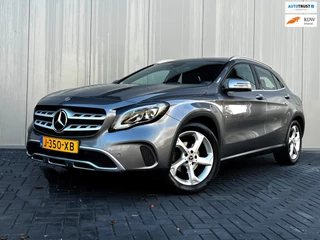 Hoofdafbeelding Mercedes-Benz GLA Mercedes-Benz GLA-klasse 180 Ambition Navi_Carplay_Camera_Trekh_Clima_Cruise
