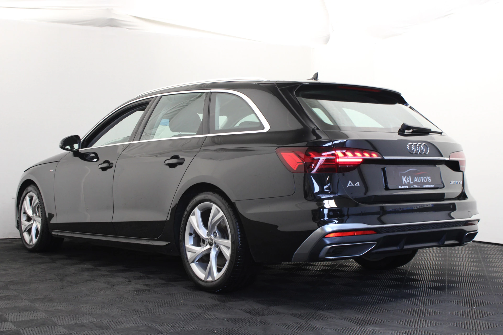 Hoofdafbeelding Audi A4