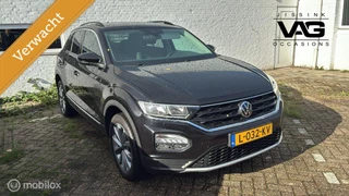 Volkswagen T-Roc 1.0TSI Acc Camera CarPlay Stoelverwarming PDC