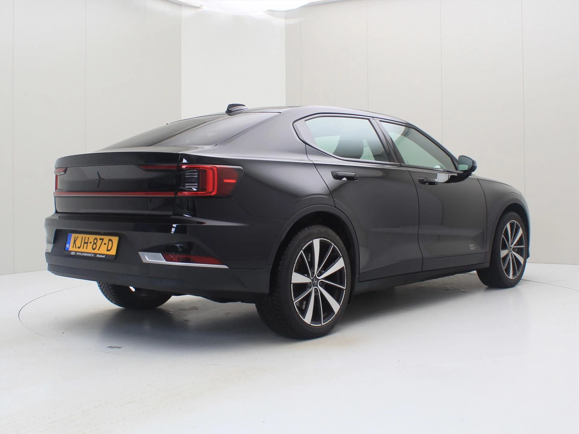 Hoofdafbeelding Polestar 2