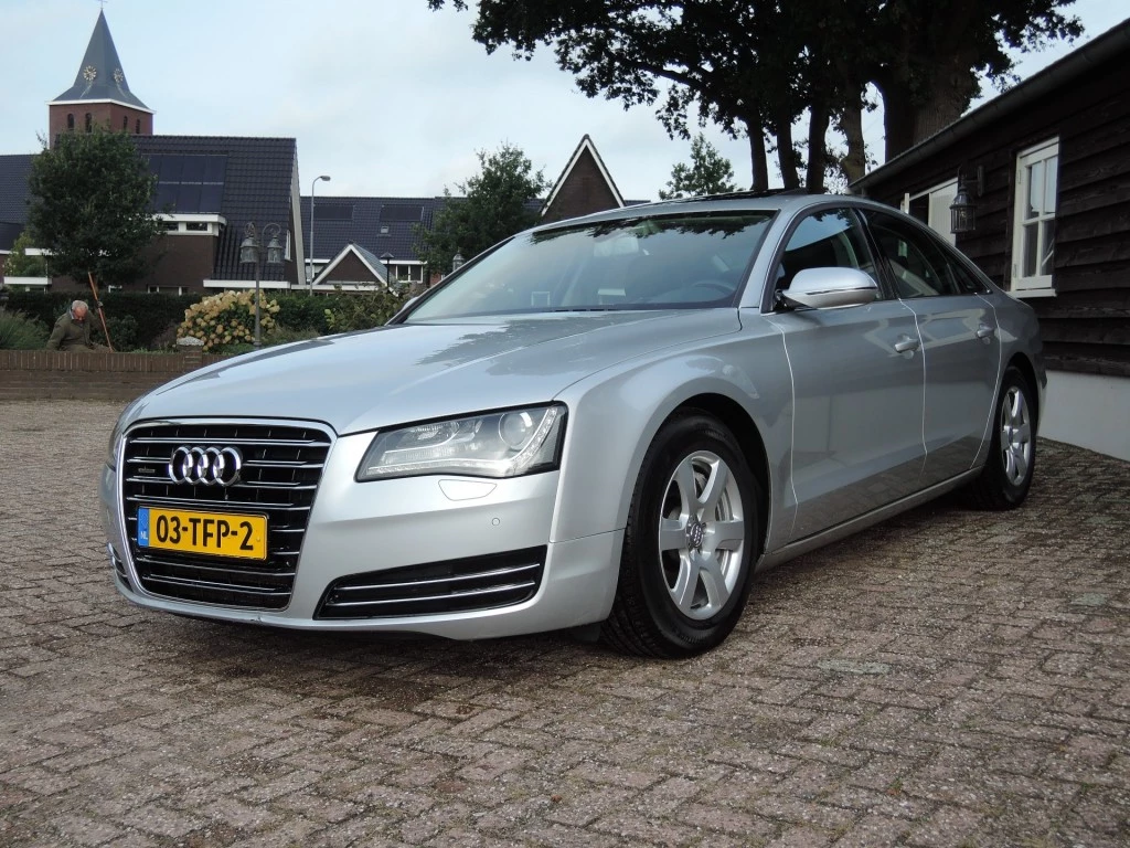Hoofdafbeelding Audi A8