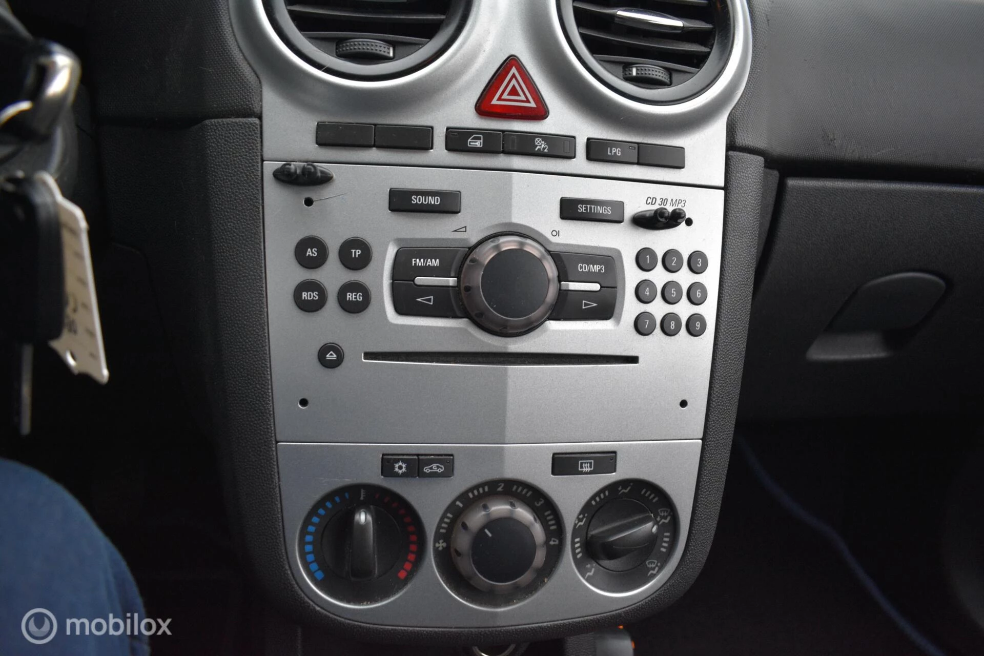 Hoofdafbeelding Opel Corsa