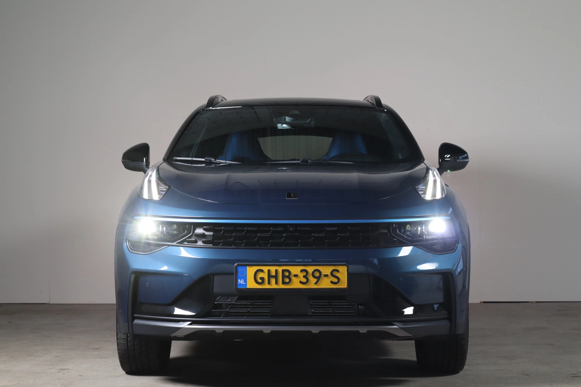 Hoofdafbeelding Lynk & Co 01