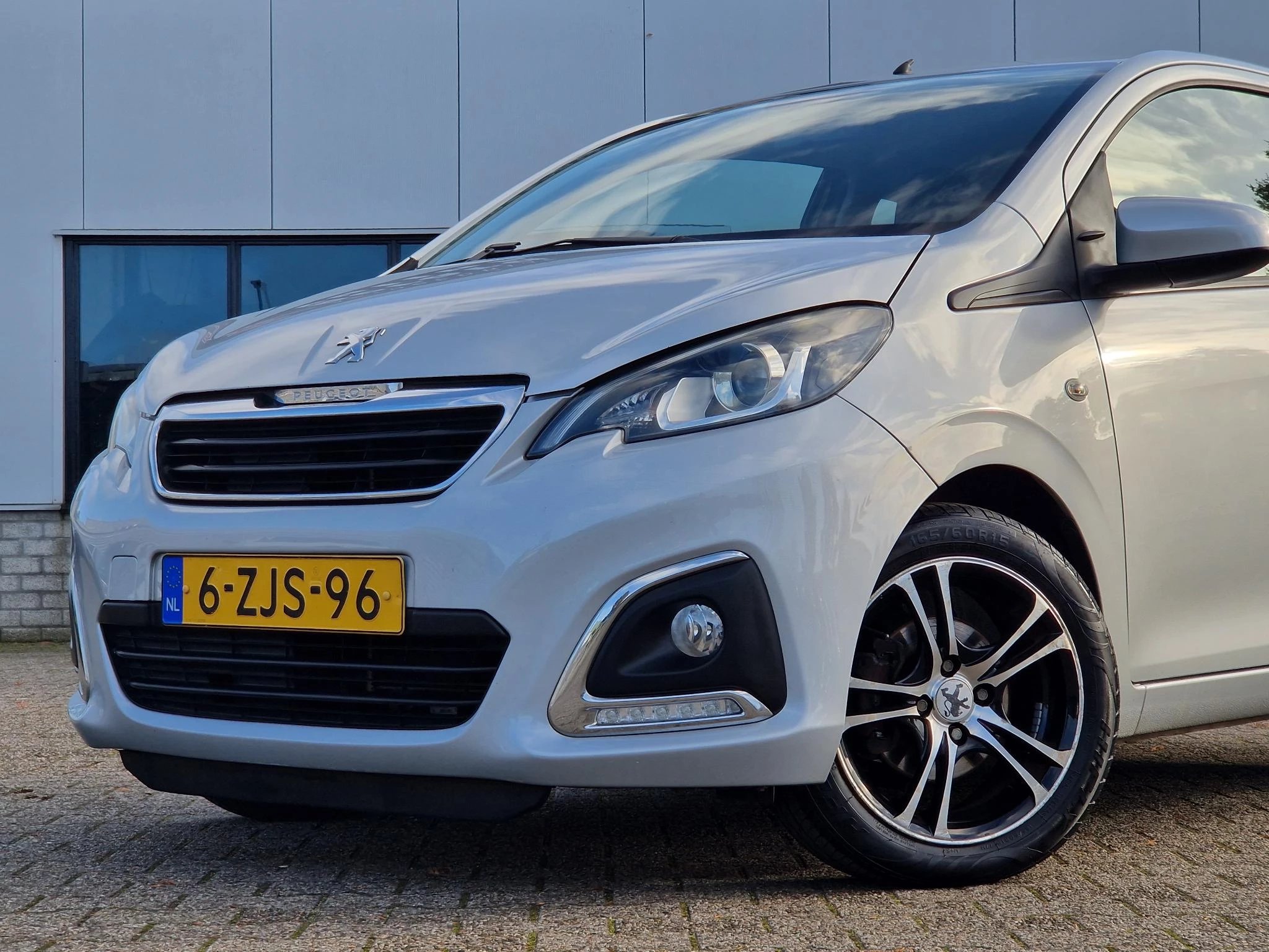 Hoofdafbeelding Peugeot 108