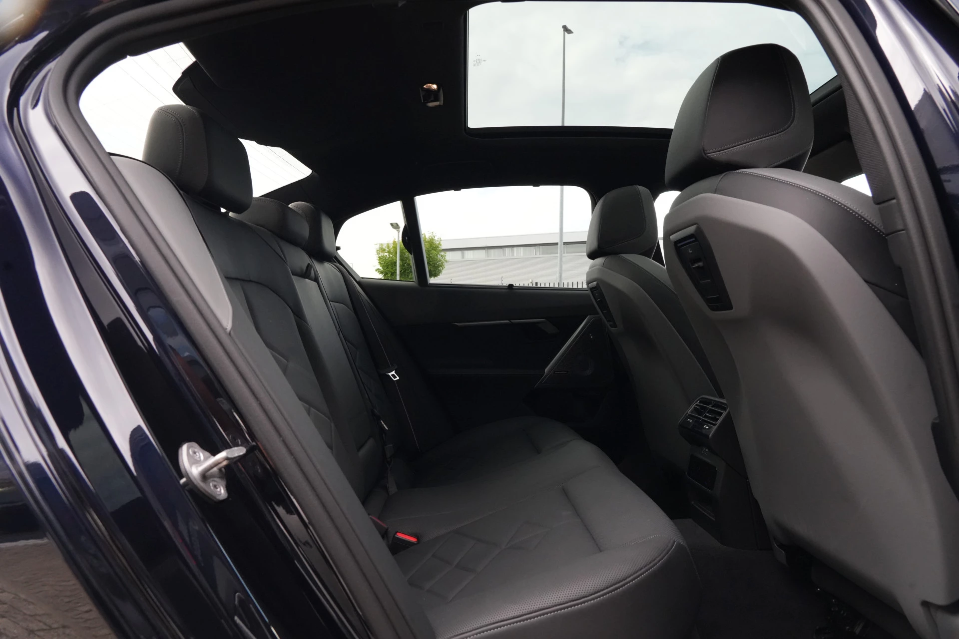 Hoofdafbeelding BMW i5