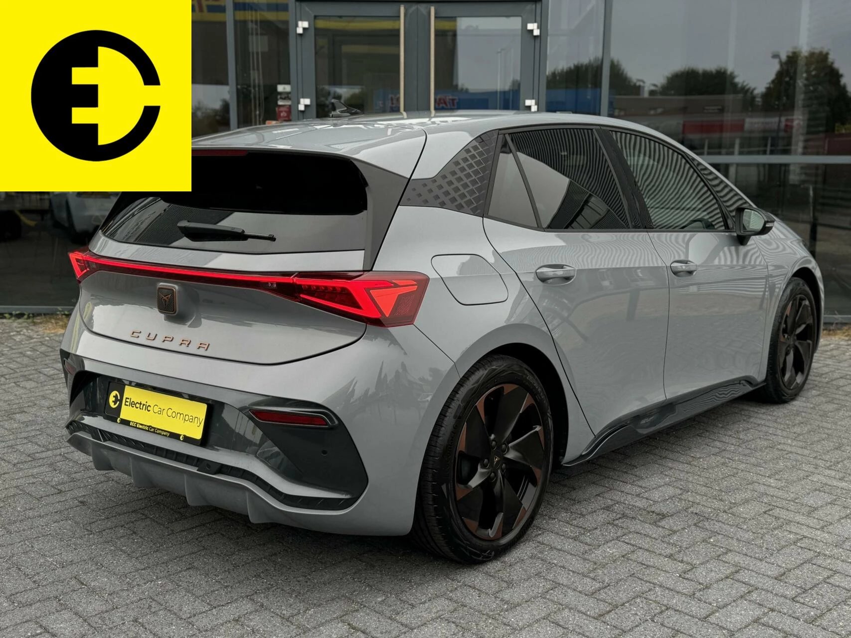 Hoofdafbeelding CUPRA Born