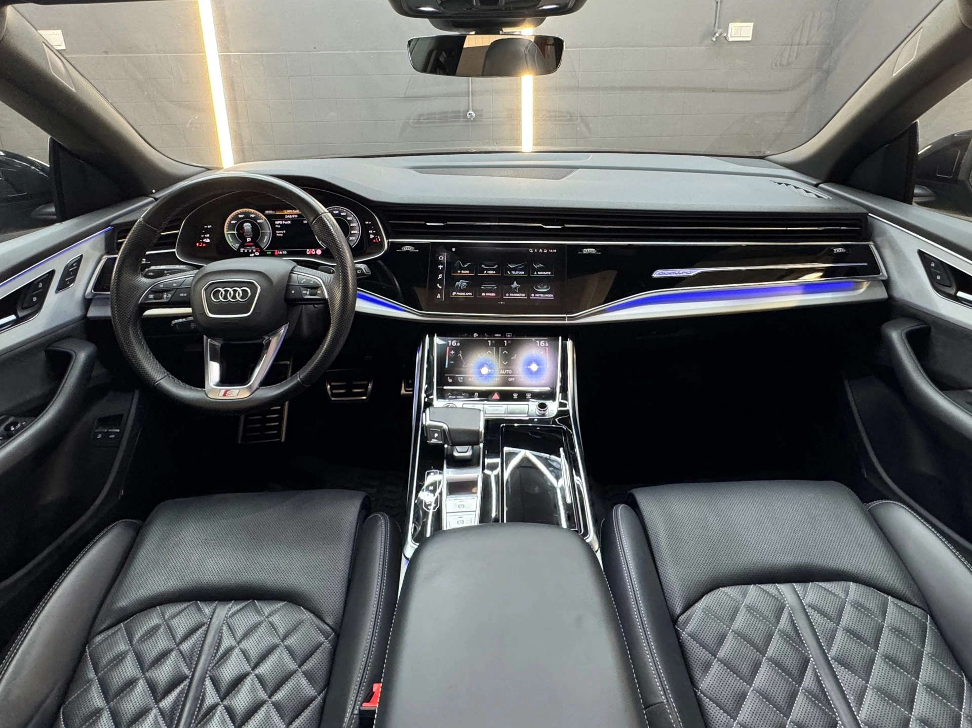 Hoofdafbeelding Audi Q8