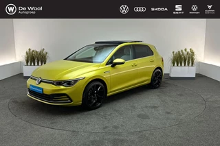 Volkswagen Golf 1.5 eTSI 150pk DSG Style | Trekhaak Zwenkbaar, Panoramadak, Park Assist |