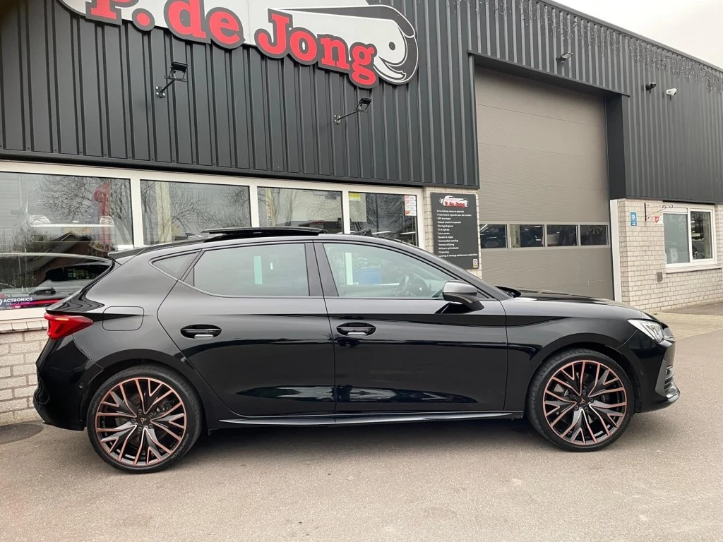 Hoofdafbeelding CUPRA Leon