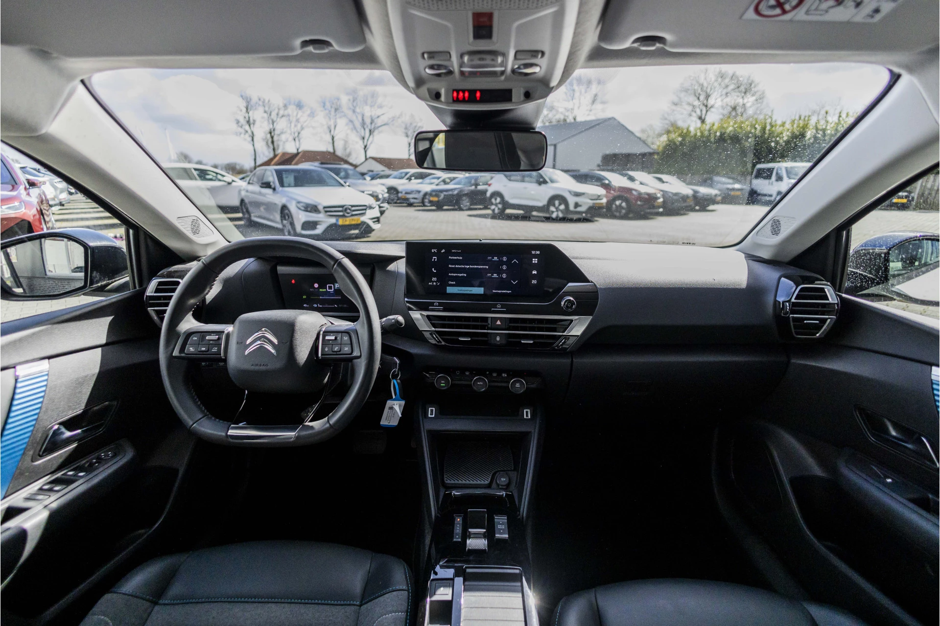 Hoofdafbeelding Citroën ë-C4