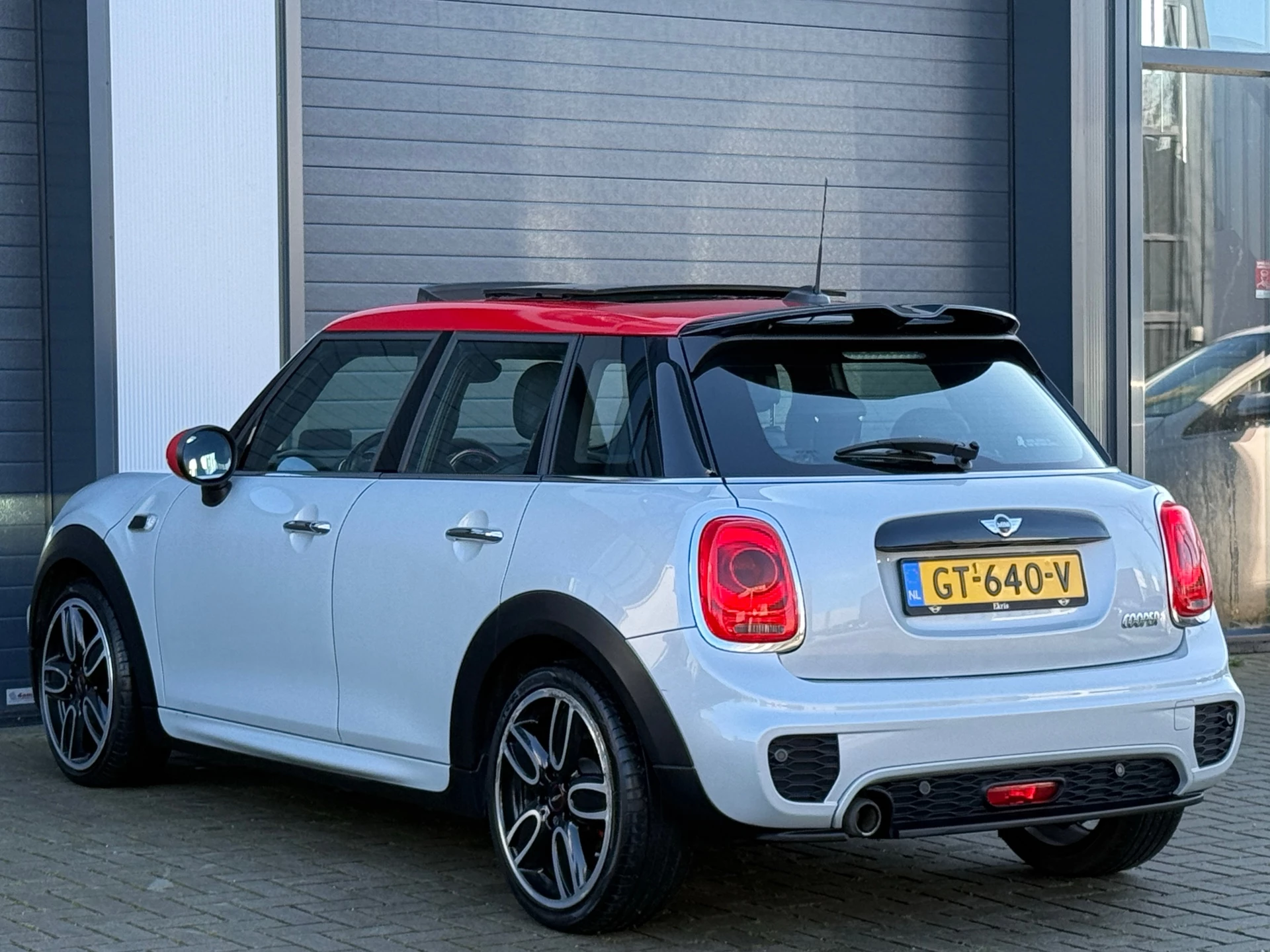 Hoofdafbeelding MINI Cooper