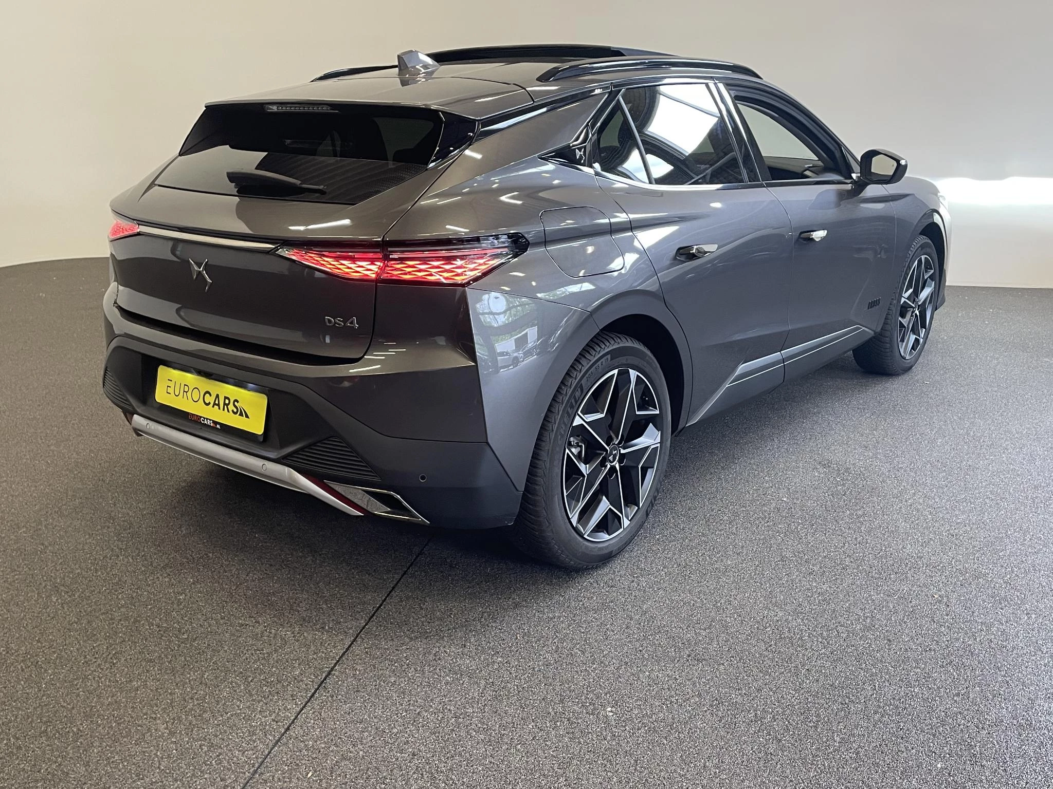 Hoofdafbeelding DS DS 4