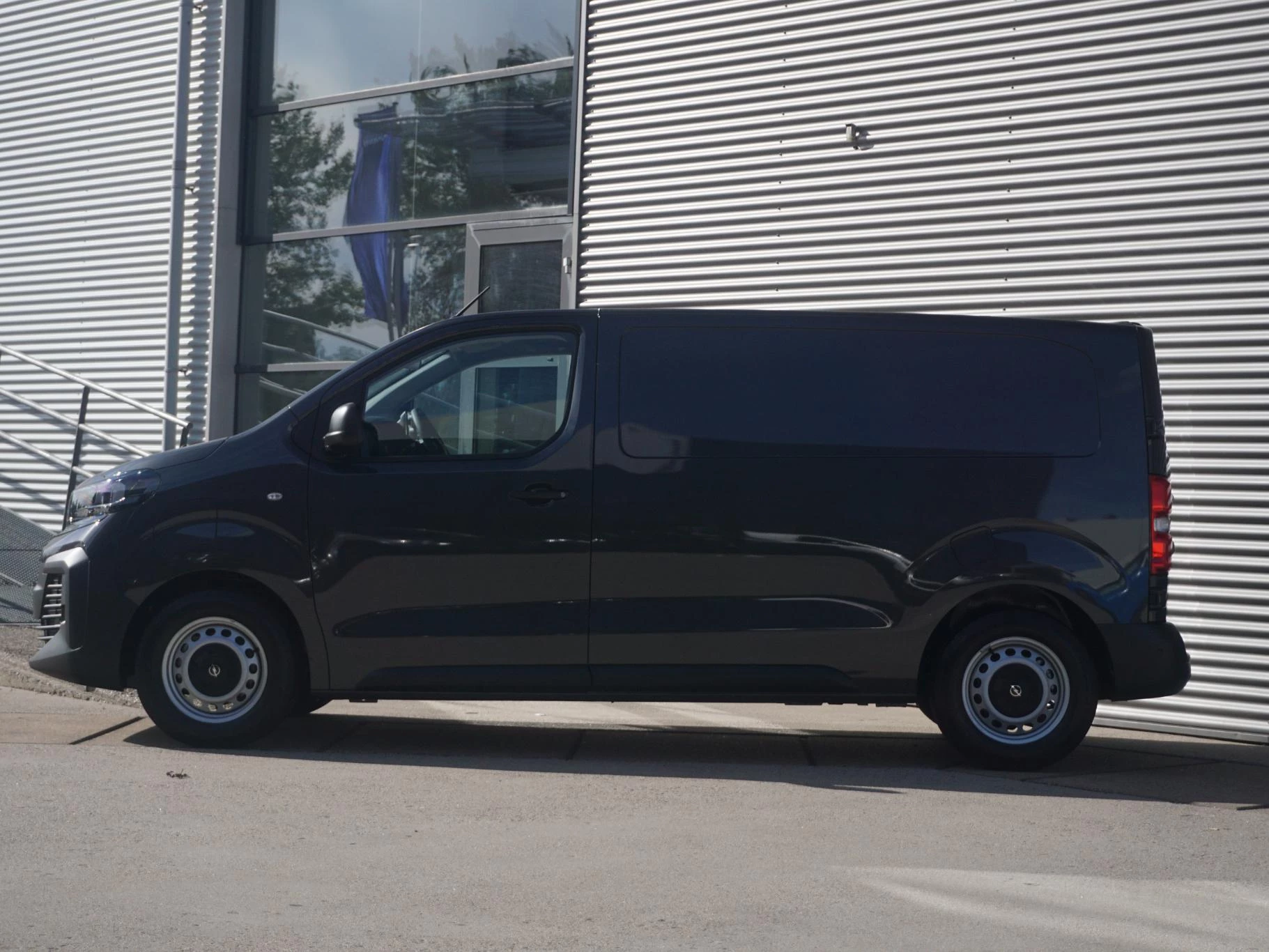 Hoofdafbeelding Opel Vivaro-e