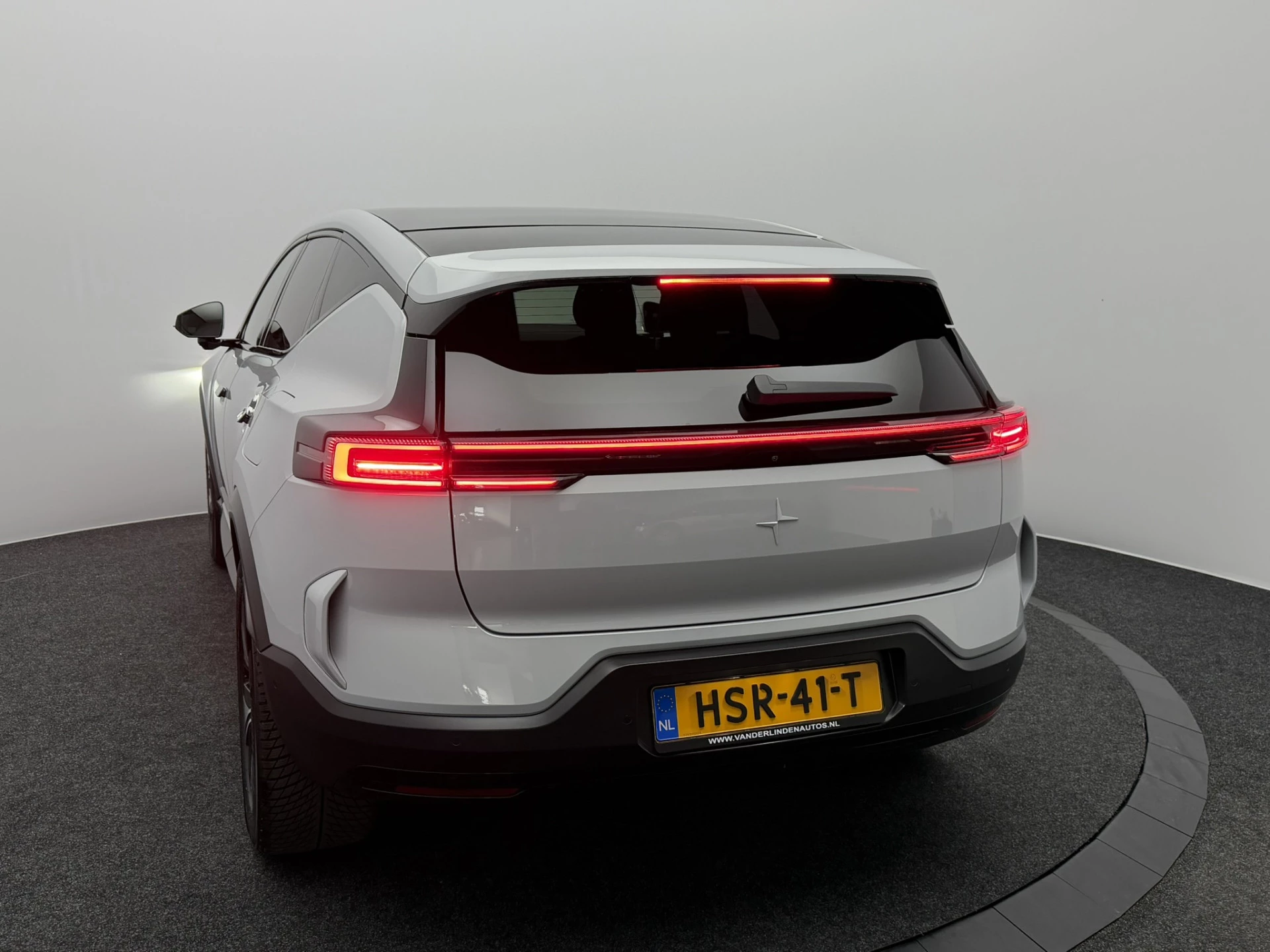 Hoofdafbeelding Polestar 3