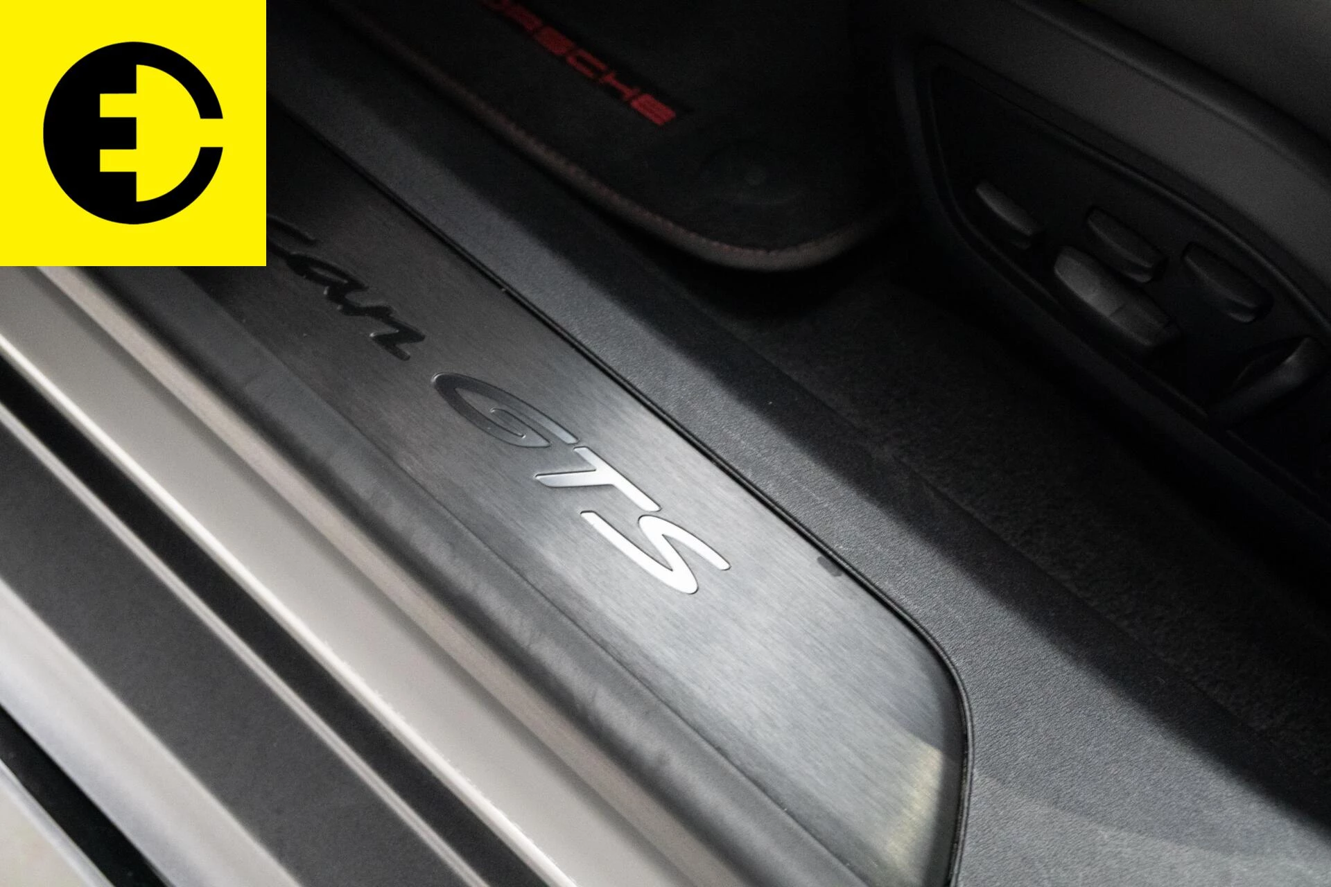 Hoofdafbeelding Porsche Taycan