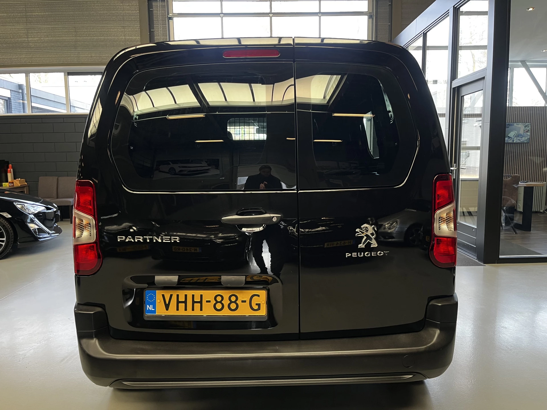 Hoofdafbeelding Peugeot Partner