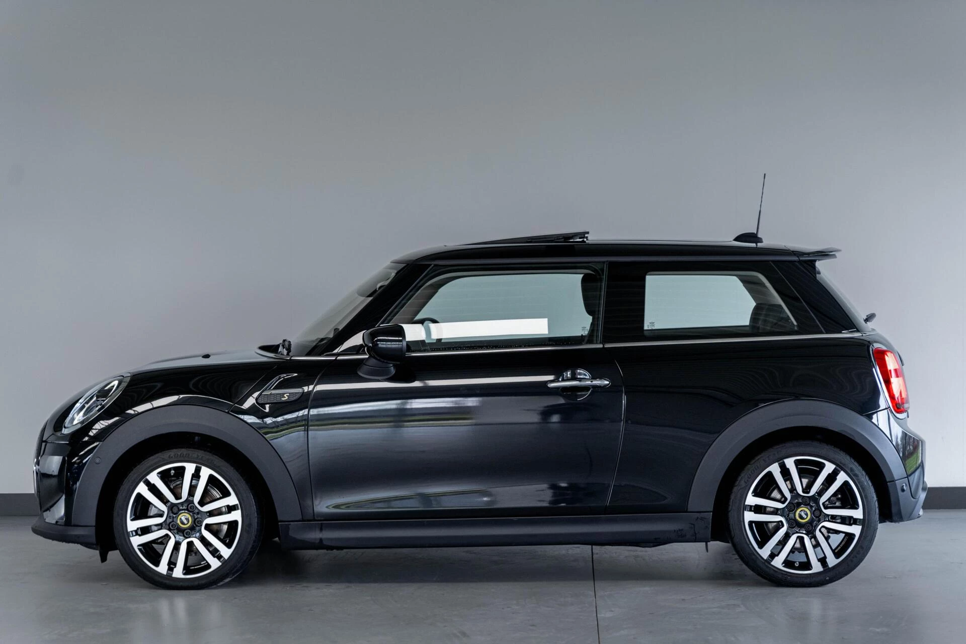 Hoofdafbeelding MINI Electric